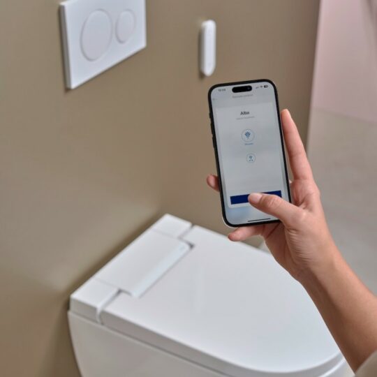 24-aquaclean-feature-alba-remote-control-03-760-760